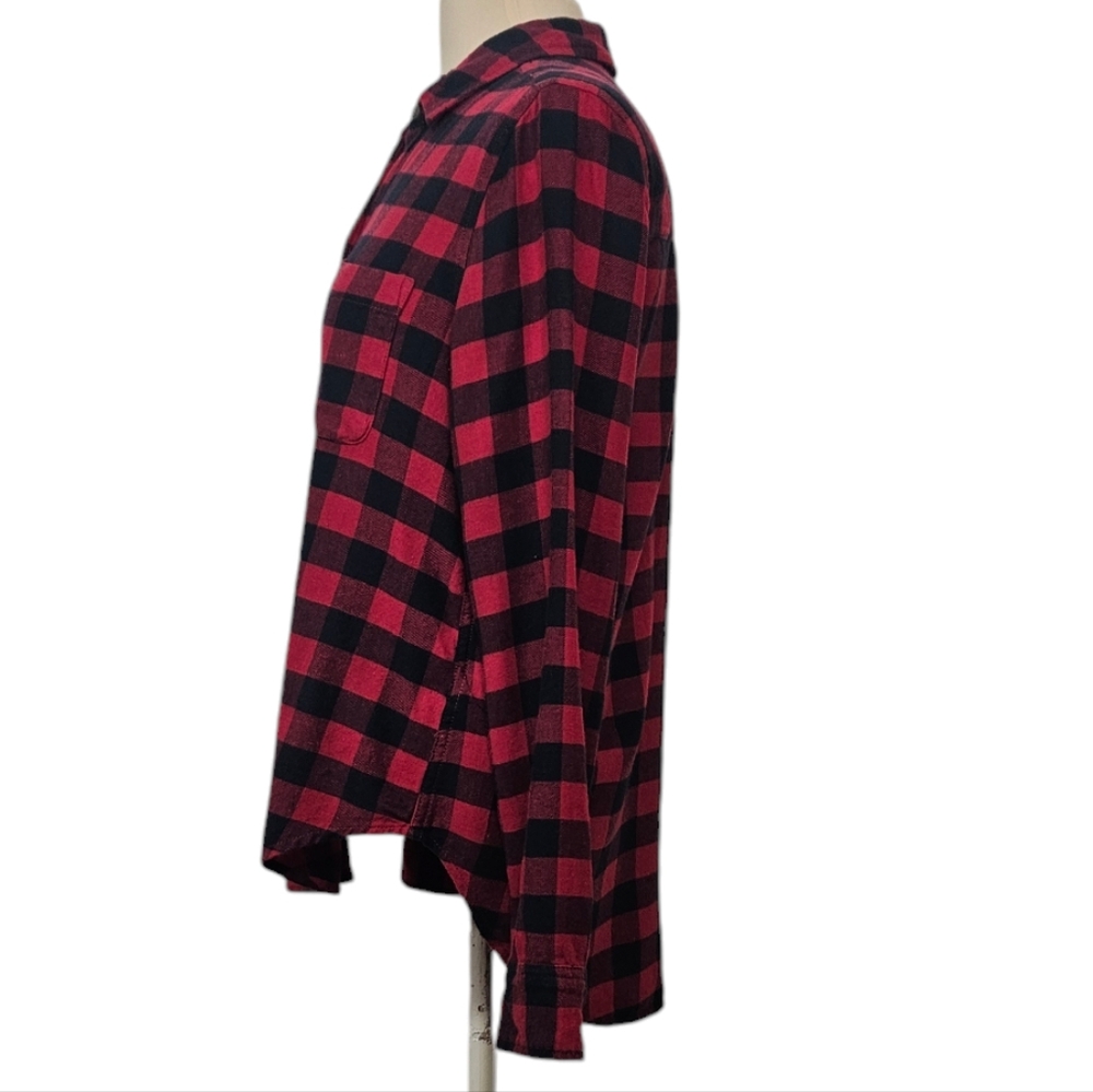 Abercrombie & Fitch Buffalo Plaid Flannel Shirt Red Black Relaxed Fit Small - Picture 4 of 10